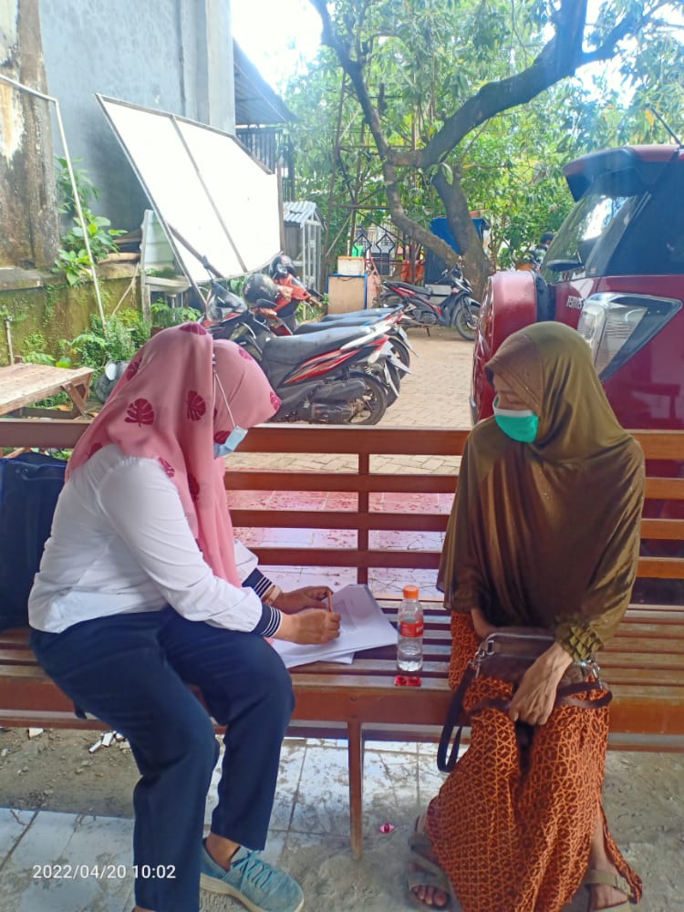 The CAPITA team working with people with TB in Indonesia The CAPITA team working with people with TB in Indonesia